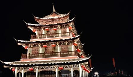 城市景觀亮化工程應(yīng)當(dāng)遵循「以人為本」原則！