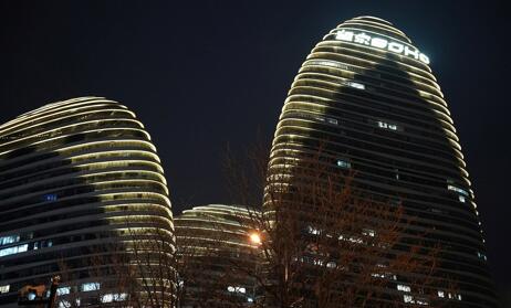 外立面亮化工程：城市樓體建筑的夜間蛻變之旅！